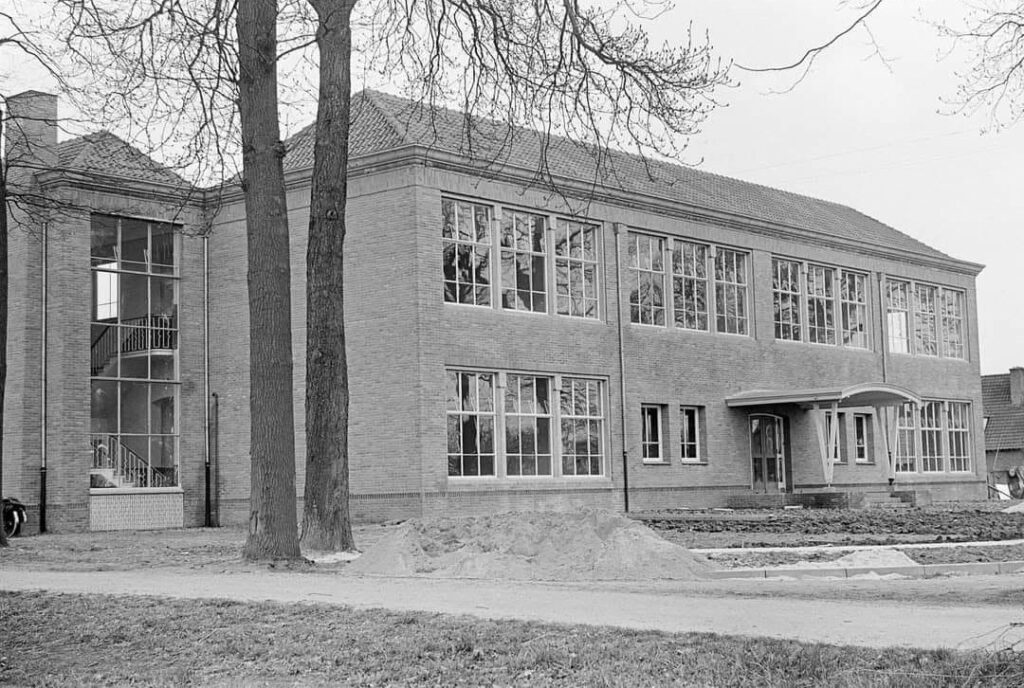Graafsestraat 1 school