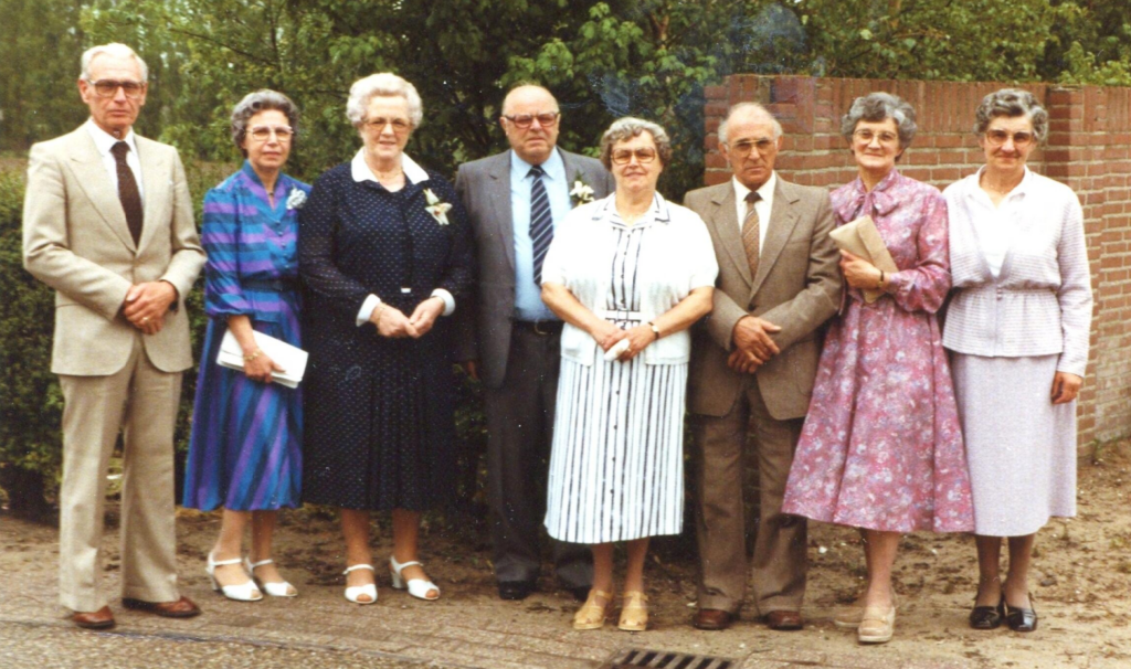 FotoFlexer_Photo Arts1 Huisseling.nl; Fam. Arts en Van Zuijlen